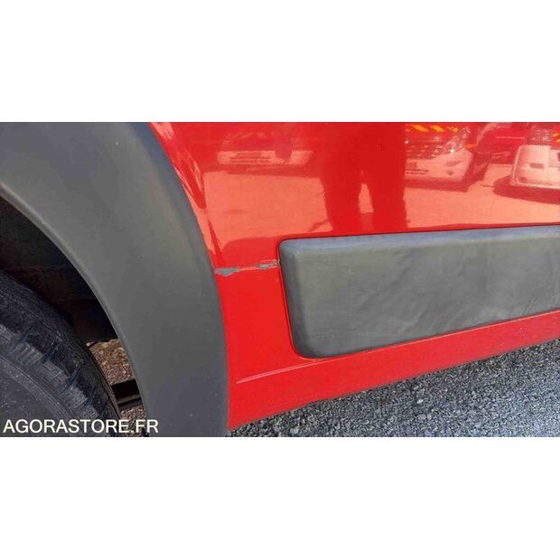 2012 Peugeot BOXER-46833089