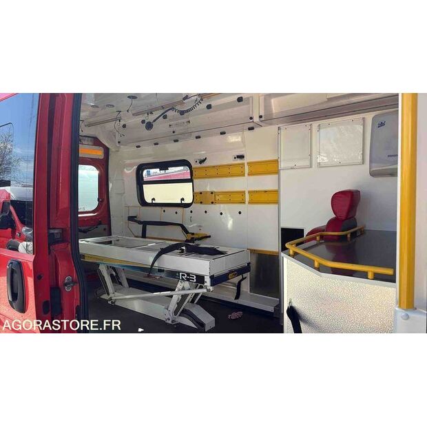 2012 Peugeot BOXER-46833098