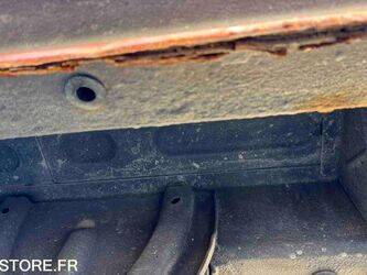 2012-peugeot-boxer-1447499-46833099