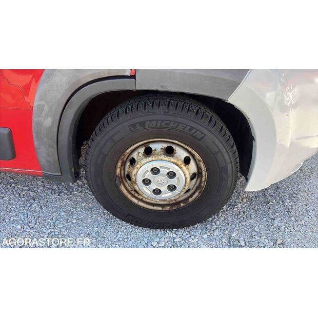 2012 Peugeot BOXER-46833108