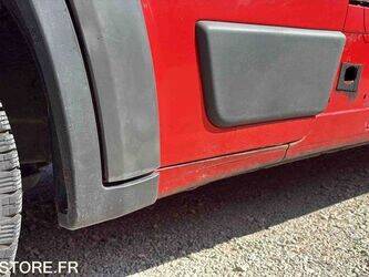 2012-peugeot-boxer-1447499-46833115