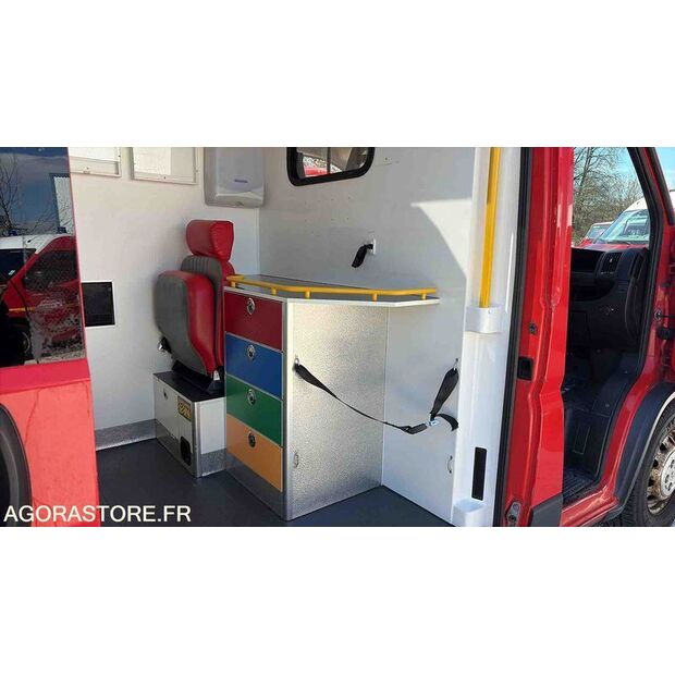 2012 Peugeot BOXER-46833119