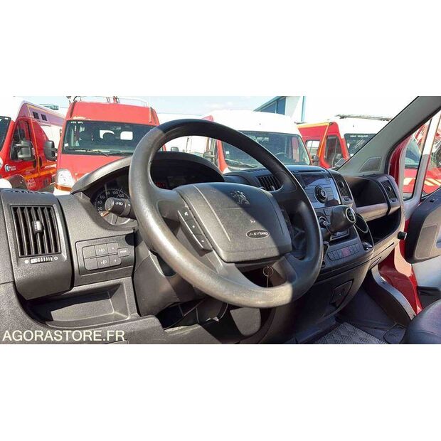2012 Peugeot BOXER-46833122