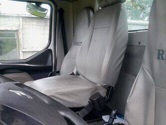 2012-renault-premium-1447502-46833191