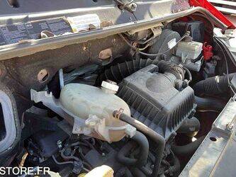 2010-renault-master-1447506-46833353