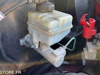 2010-renault-master-1447506-46833372