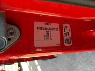 2010-renault-master-1447506-46833377