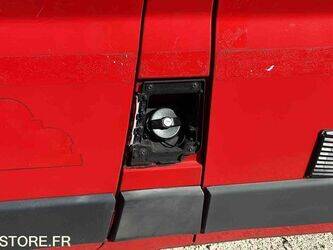 2012-peugeot-boxer-1447508-46833421