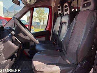 2012-peugeot-boxer-1447508-46833423