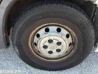 2012-peugeot-boxer-1447508-46833433