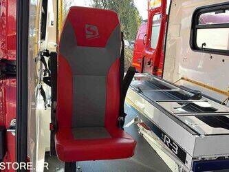 2012-peugeot-boxer-1447508-46833438