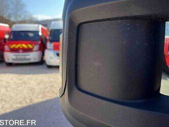 2012-peugeot-boxer-1447508-46833458