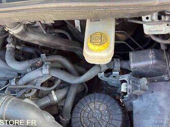 2012-peugeot-boxer-1447508-46833468