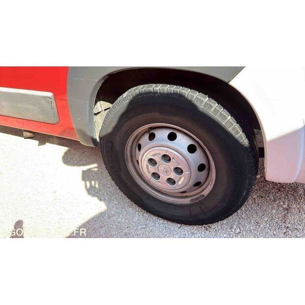 2012 بيجو BOXER-46833474