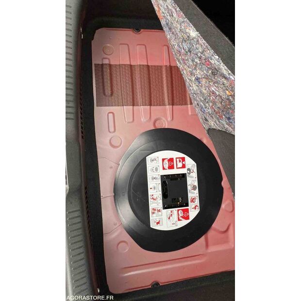 2014 رينو Clio-46833611