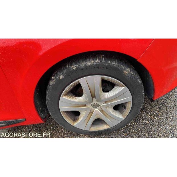 2014 رينو Clio-46833629