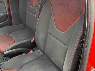 2014-renault-clio-1447511-46833638