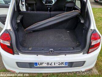 2015-renault-twingo-1447513-46833678