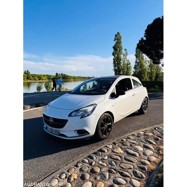 2017 Opel CORSA-46833768