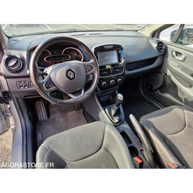 2017 Renault Clio-46833872