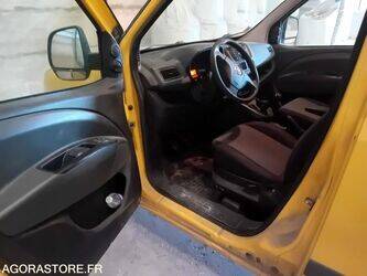 2012-fiat-doblo-1447522-46833909