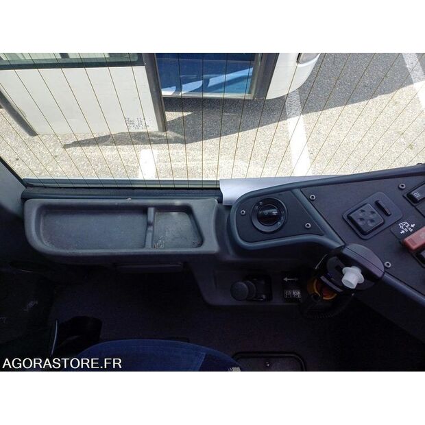 2009 Mercedes-Benz INTOURO-46833976