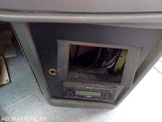 2009-mercedes-benz-intouro-1447525-46833979