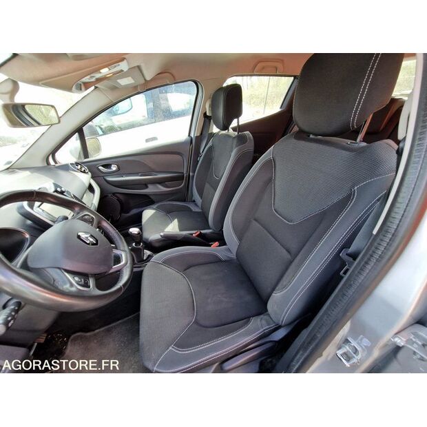 2017 Renault Clio-46834012