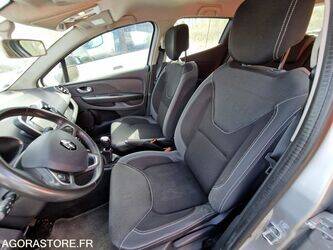 2017-renault-clio-1447526-46834012