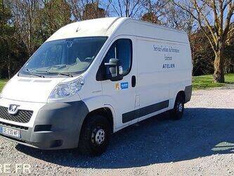 2009-peugeot-boxer-1447529-46834063