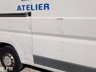 2009-peugeot-boxer-1447529-46834069