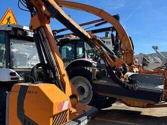 2008-renault-ergos-446-1447530-46834097