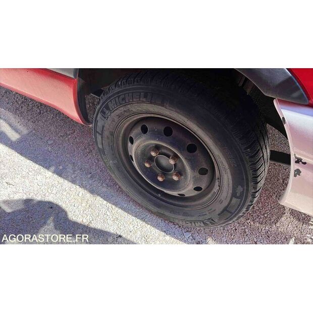 2005 رينو Master-46834135