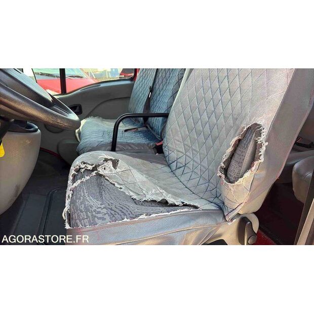 2005 رينو Master-46834147