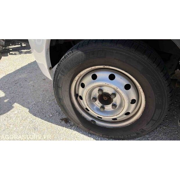 2005 رينو Master-46834151