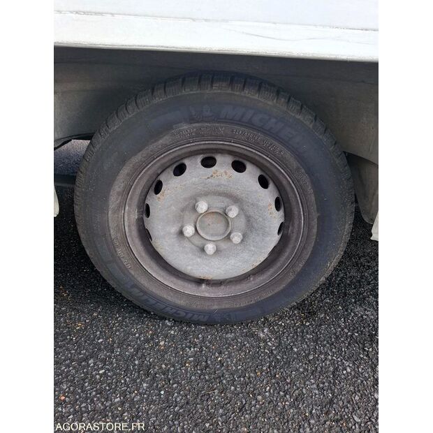 2011 Renault Master-46834183