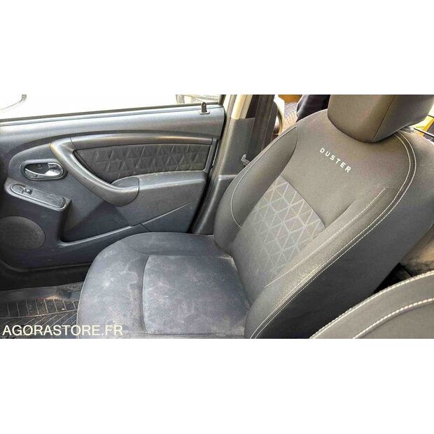 2015 Dacia DUSTER-46834196