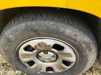 2015-dacia-duster-1447535-46834198