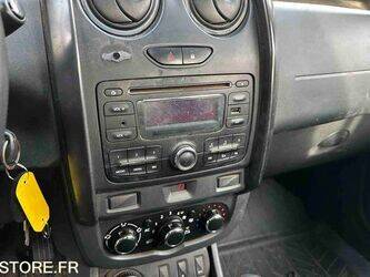 2015-dacia-duster-1447535-46834206