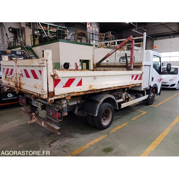 2012 Renault Maxity-46834217