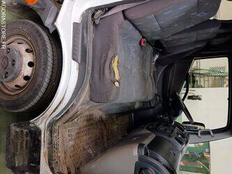 2012-renault-maxity-1447537-46834222