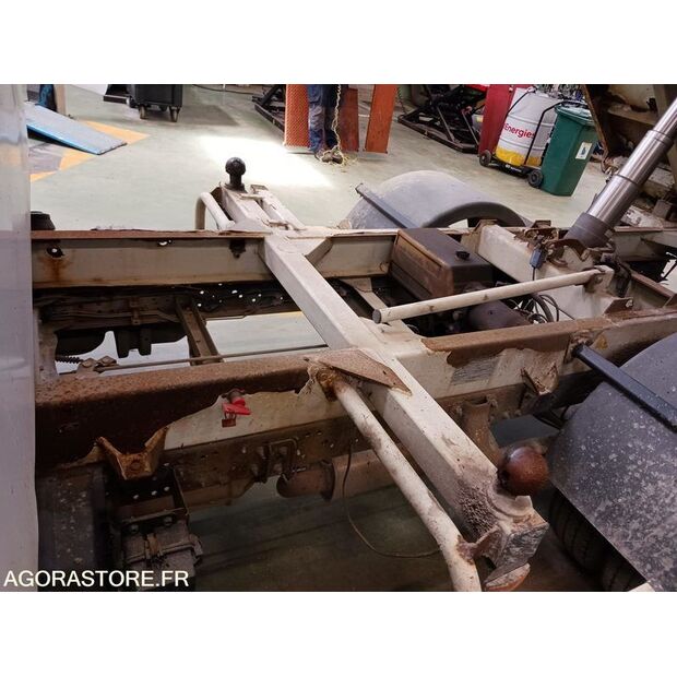 2012 Renault Maxity-46834226