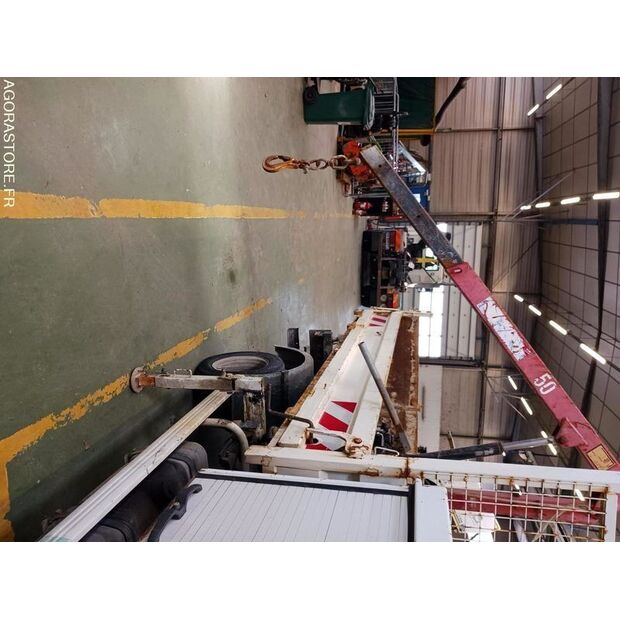 2012 Renault Maxity-46834228