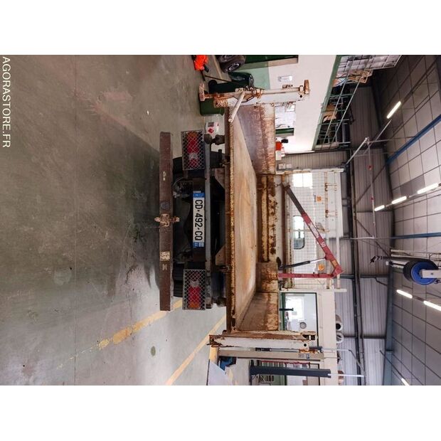 2012 Renault Maxity-46834229