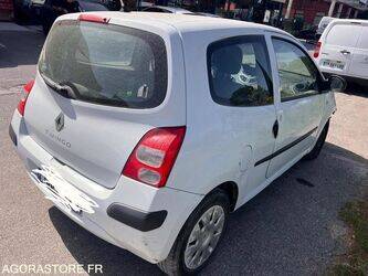 2009-renault-twingo-1447539-46834232