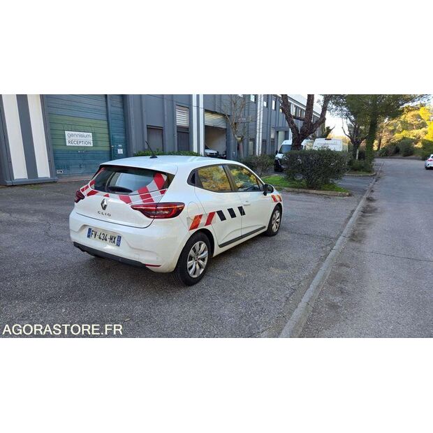 2020 رينو Clio-46834356