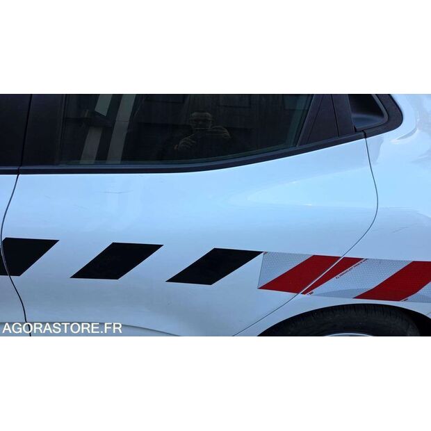 2020 رينو Clio-46834373