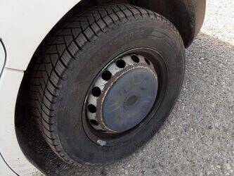 2014-renault-master-1447553-46834398