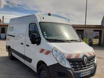 2014-renault-master-1447553-46834399