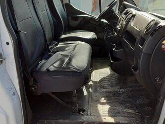 2014-renault-master-1447553-46834410